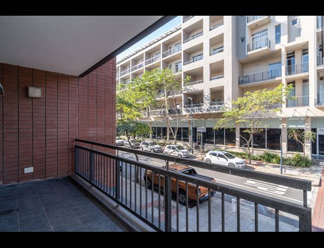 1 BEDROOM APARTMENT FOR SALE IN UMHLANGA RIDGE